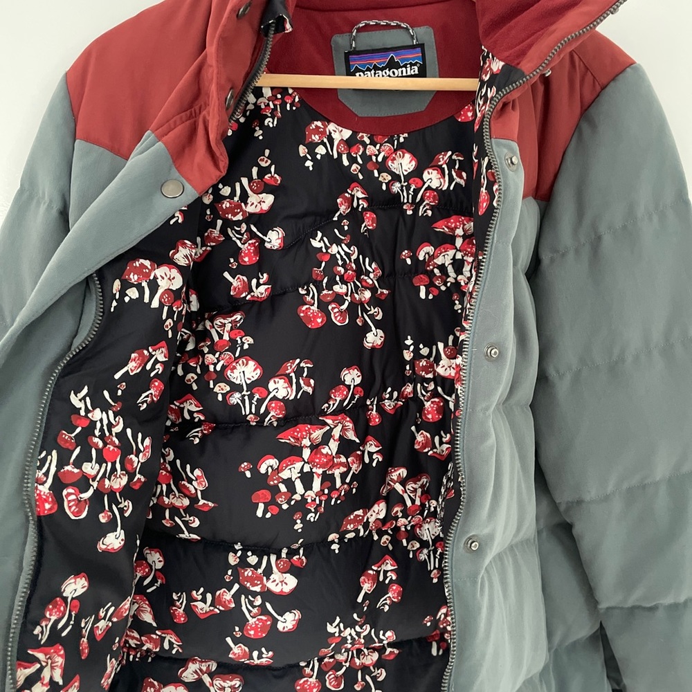 Patagonia Bivy Womens Down Jacket with Mushroom Lining!